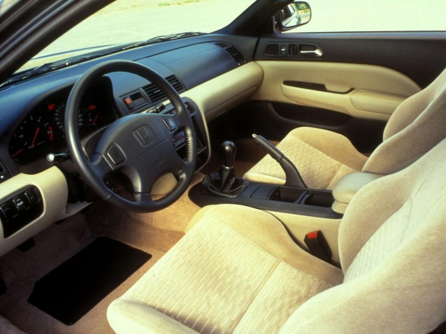  Honda Prelude 1997 года  (фото 2 из 10)